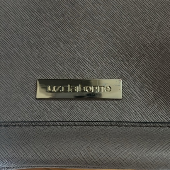 Liz claiborne purse - Picture 3 of 7
